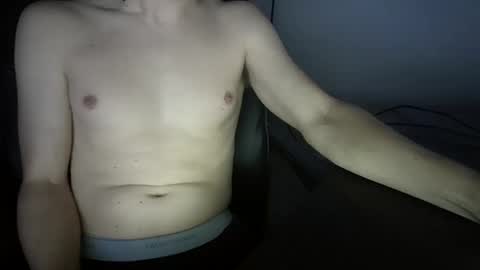 Snapshot of crafty333 chatting on 11/15/25, 03:15 crafty333 online show from 11/15/25, 03:15