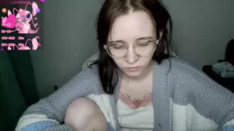 Snapshot of crash_test13 chatting on 10/17/25, 04:20 crash_test13 online show from 10/17/25, 04:20