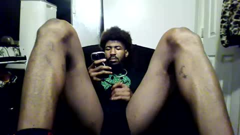 Snapshot of craze320084 chatting on 09/17/25, 12:40 craze320084 online show from 09/17/25, 12:40