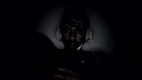 Snapshot of craze320084 chatting on 09/26/25, 08:29 craze320084 online show from 09/26/25, 08:29