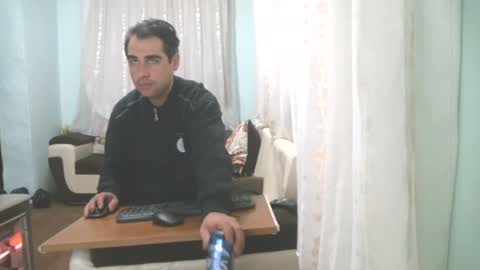 Snapshot of crazy____boy09 chatting on 01/01/25, 08:37 crazy____boy09 online show from 01/01/25, 08:37