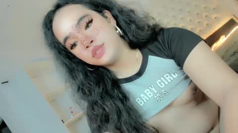 Hot Ayisha online show from 01/09/25, 12:41