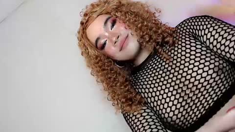 Hot Ayisha online show from 02/20/25, 05:07