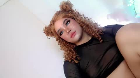 Hot Ayisha online show from 02/25/25, 12:55