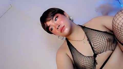 Hot Ayisha online show from 03/10/25, 06:12