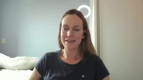 Anny online show from 11/24/25, 04:07