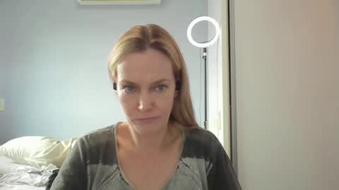 Anny online show from 02/19/26, 10:44