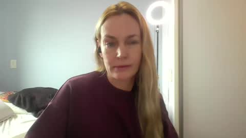 Snapshot of crazyanny chatting on 06/15/26, 12:29 Anny online show from 06/15/26, 12:29