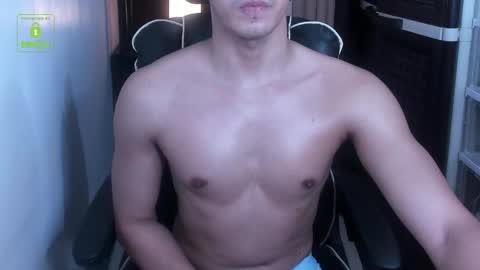 Snapshot of crazyasiancum chatting on 09/09/25, 05:29 Zion online show from 09/09/25, 05:29