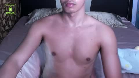 Snapshot of crazyasiancum chatting on 03/09/26, 05:22 Zion online show from 03/09/26, 05:22