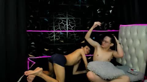 Snapshot of crazyasiantwink chatting on 02/11/26, 06:46 James online show from 02/11/26, 06:46