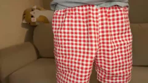 Snapshot of crazybottom99 chatting on 01/11/25, 07:05 Alex online show from 01/11/25, 07:05