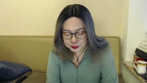 Snapshot of crazychika chatting on 02/12/25, 08:16 Kelly online show from 02/12/25, 08:16