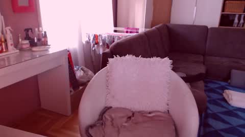 Camille online show from 02/04/25, 11:16