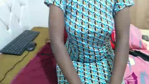 Snapshot of crazyebonie chatting on 09/23/25, 11:08 Ebonie online show from 09/23/25, 11:08
