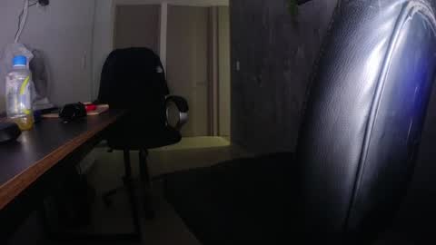 Snapshot of crazylive5 chatting on 01/27/25, 02:53 crazylive5 online show from 01/27/25, 02:53