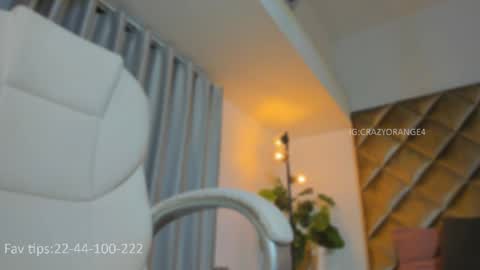 Snapshot of crazyorange4 chatting on 06/30/26, 09:32 You can ask online show from 06/30/26, 09:32