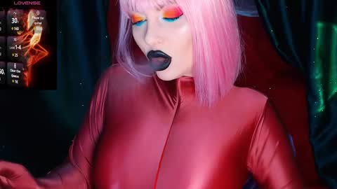 Roxy online show from 02/11/25, 02:35