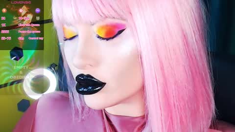 Roxy online show from 09/11/25, 03:12