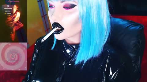 Roxy online show from 05/01/26, 03:27