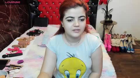 Snapshot of crazzy_pussy chatting on 02/06/25, 01:27 Ana  online show from 02/06/25, 01:27