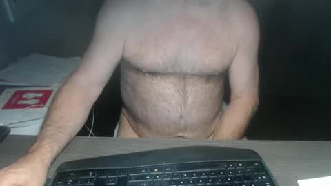 Creamormilk online show from 11/27/25, 10:06