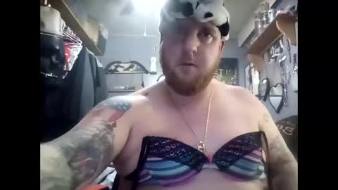 Snapshot of creampie315 chatting on 01/08/25, 11:30 creampie315 online show from 01/08/25, 11:30