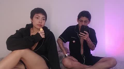 Snapshot of creampie_couple1 chatting on 10/22/25, 11:21 CAMILA Y SEBASTIAN online show from 10/22/25, 11:21