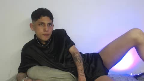 Snapshot of creampie_couple1 chatting on 01/17/26, 11:26 CAMILA Y SEBASTIAN online show from 01/17/26, 11:26