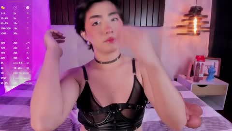 creamy_angelo online show from 11/18/25, 09:41