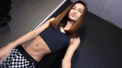 Snapshot of creamy_delilah chatting on 05/23/26, 08:46 Delilah online show from 05/23/26, 08:46