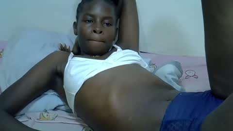 creamy_pussie online show from 04/18/26, 07:58