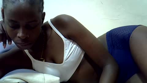 creamy_pussie online show from 06/25/26, 12:42
