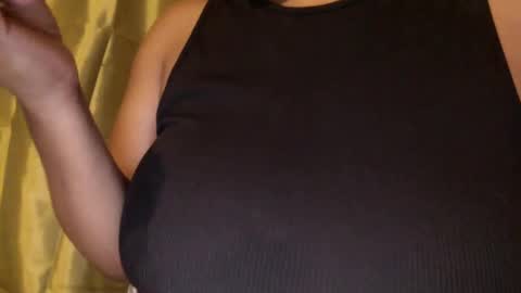 CreamyCocoBabe online show from 02/11/25, 08:58