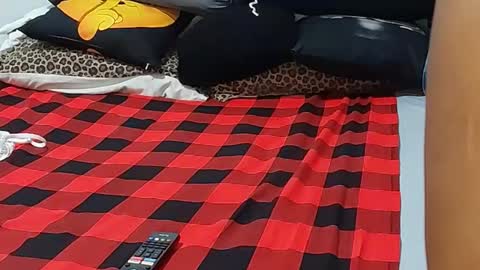 creamyhub online show from 12/02/25, 05:57