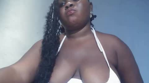 creamyposh1 online show from 10/31/25, 08:43