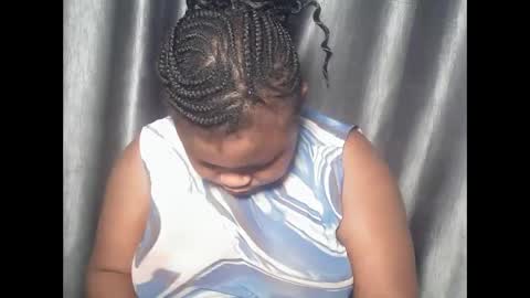 creamyposh1 online show from 11/19/25, 04:34