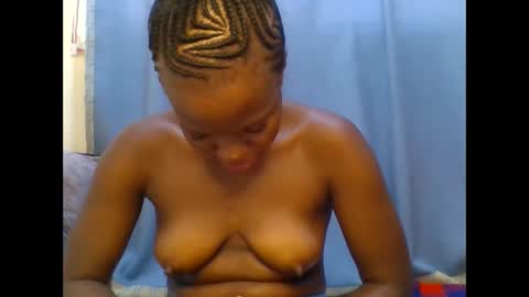 Snapshot of creamypussy15 chatting on 02/28/26, 10:49 MARY online show from 02/28/26, 10:49