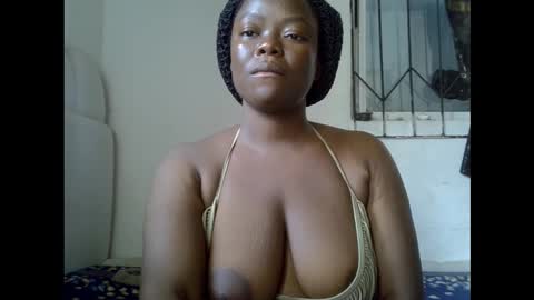 Snapshot of creamypussyxx chatting on 03/27/26, 12:05 creamypussyxx online show from 03/27/26, 12:05