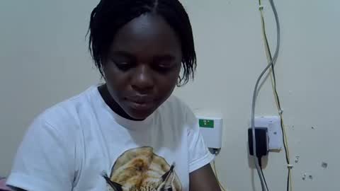 Snapshot of creamyypussyy chatting on 09/23/25, 08:34 creamyypussyy online show from 09/23/25, 08:34