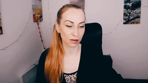 Lera online show from 05/17/26, 08:12