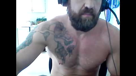 Snapshot of creatureofbeauty chatting on 04/24/26, 03:58 creatureofbeauty online show from 04/24/26, 03:58