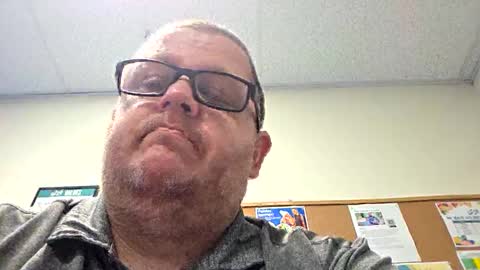 The hopeless romantic online show from 03/13/26, 02:29