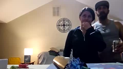 Snapshot of creeksidecouple chatting on 02/09/26, 02:37 Creeksidecouple online show from 02/09/26, 02:37