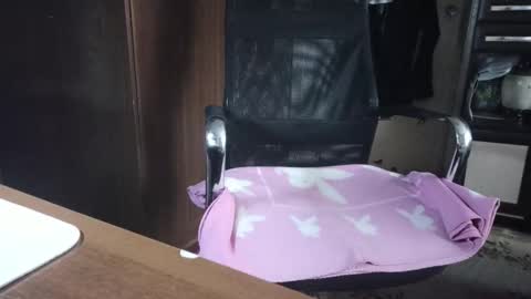 Snapshot of cremjee chatting on 03/13/26, 02:45 cremjee online show from 03/13/26, 02:45