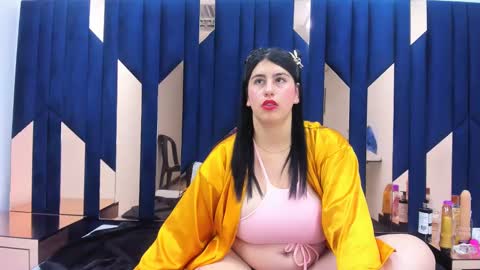 Snapshot of criistaal__ chatting on 12/27/24, 07:51 Criistaal online show from 12/27/24, 07:51