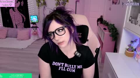 Crimson Kitten online show from 04/30/26, 12:39