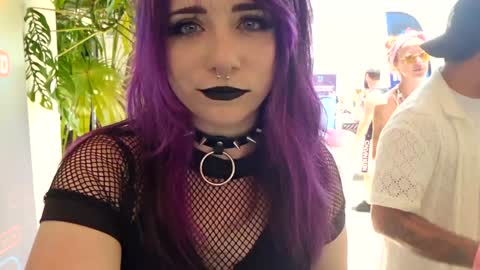 Crimson Kitten online show from 05/13/26, 05:43