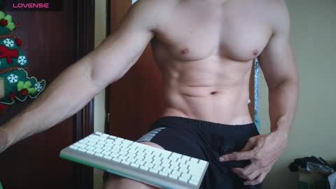 cris2428 online show from 11/29/25, 08:12