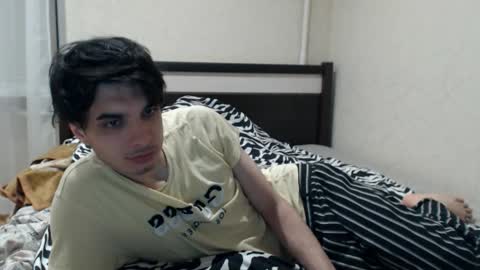 Snapshot of cris_peace chatting on 10/21/25, 04:41 JOIN IN A FAN CLUB AND YOU WILL HAVE 90 OF MY PHOTOVIDEO FREE FANSLY - online show from 10/21/25, 04:41